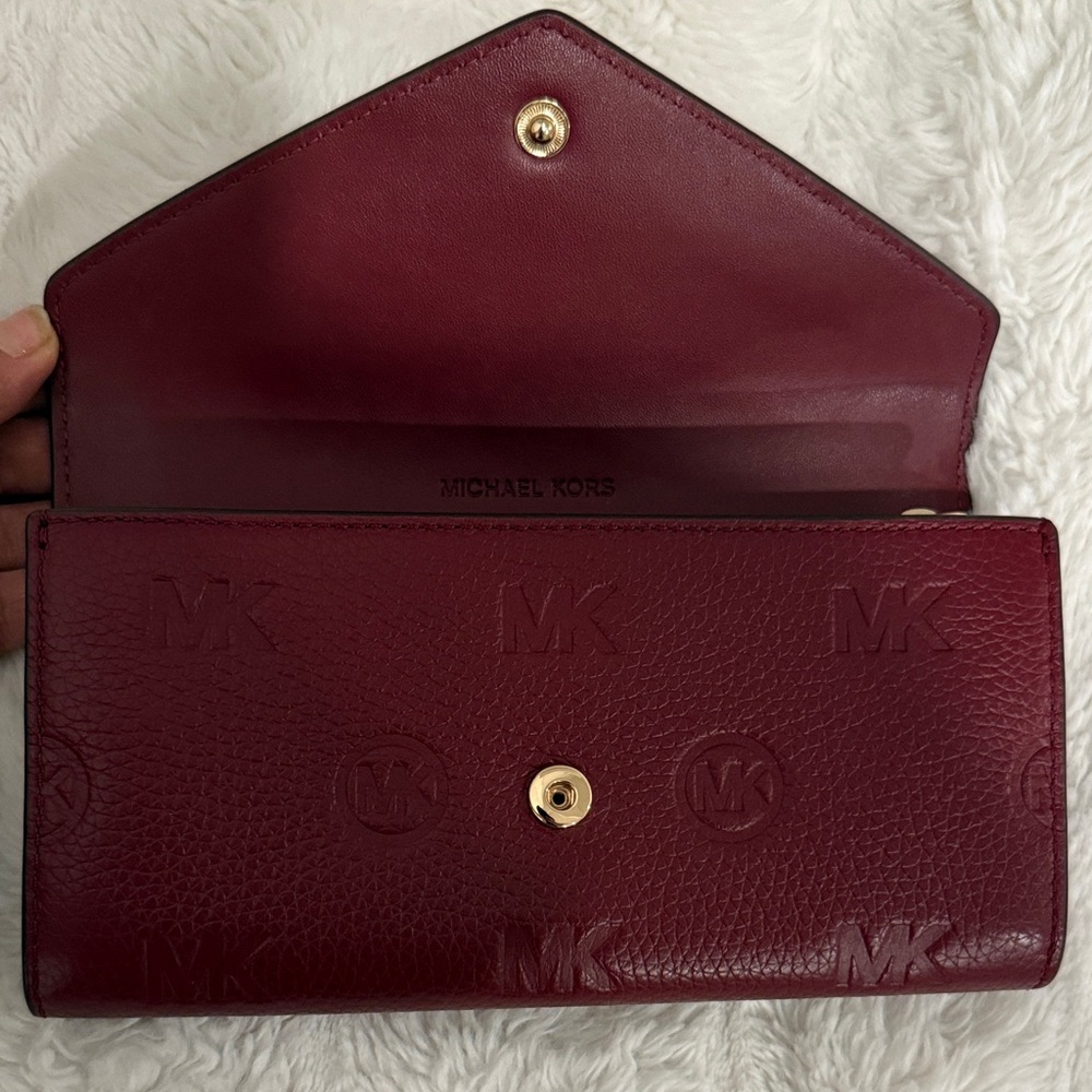 NEW Michael Kors Envelope Wallet - Picture 3 of 5